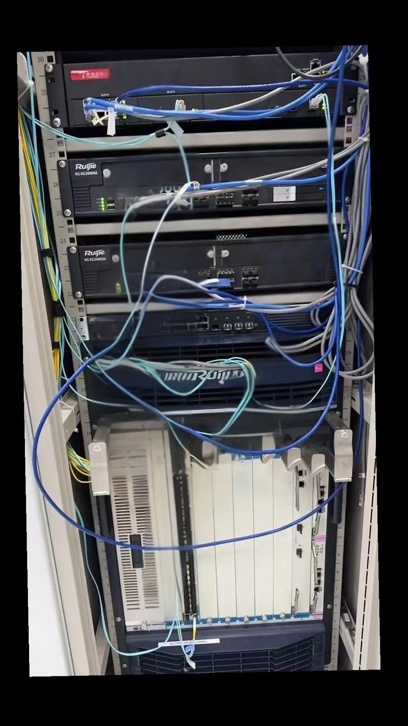 網(wǎng)絡(luò)工程師 免費(fèi)交流探討，共同精進(jìn)計算機(jī)網(wǎng)絡(luò)工程施工