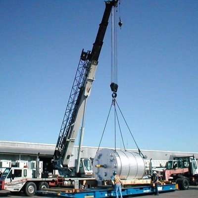 高效協(xié)作，精準(zhǔn)施工 移動(dòng)式廠(chǎng)房設(shè)備吊裝與計(jì)算機(jī)網(wǎng)絡(luò)工程施工一體化服務(wù)——江蘇吉星專(zhuān)業(yè)解決方案